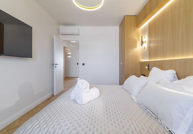 Apartment in Nice - Outstanding View on the Promenade - Awesome 2 Bdr Apartment in Nice - Outstanding View on the Promenade - Awesome 2 Bdr