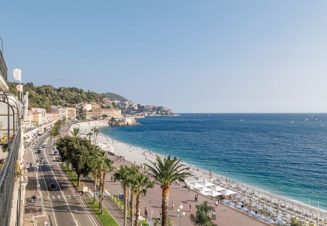 Apartment in Nice - Outstanding View on the Promenade - Awesome 2 Bdr Apartment in Nice - Outstanding View on the Promenade - Awesome 2 Bdr