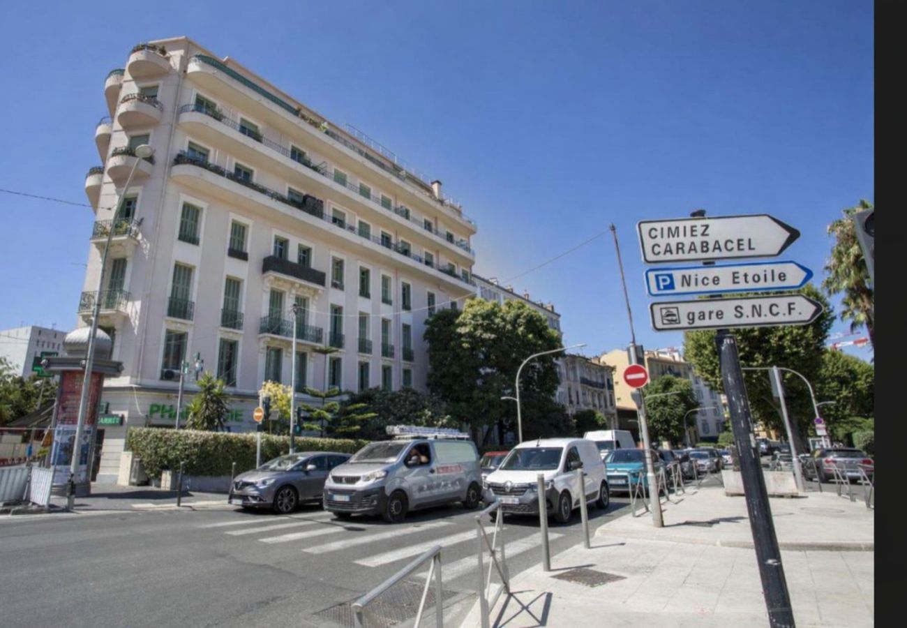Apartment in Nice - Charming 1 Bdr Downtown