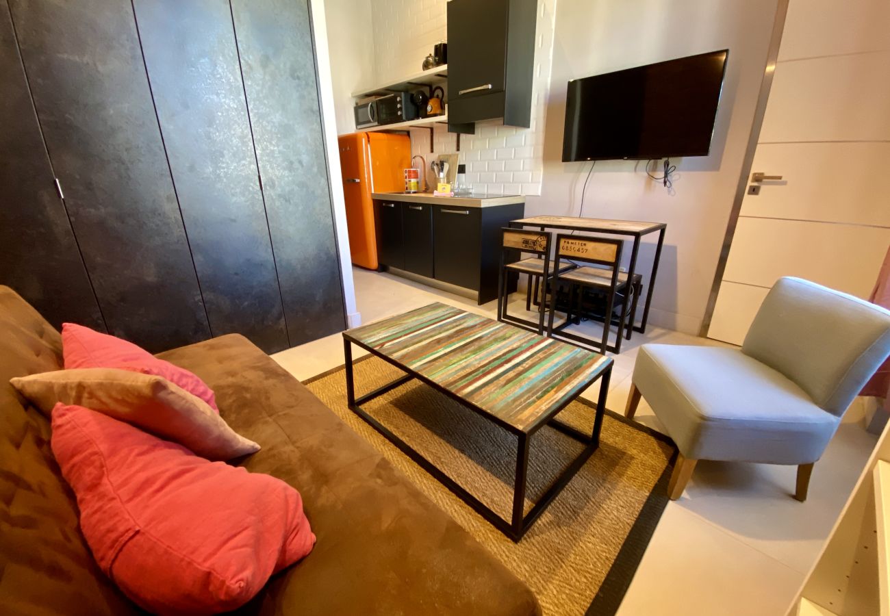 Apartment in Nice - Charming 1 Bdr Downtown