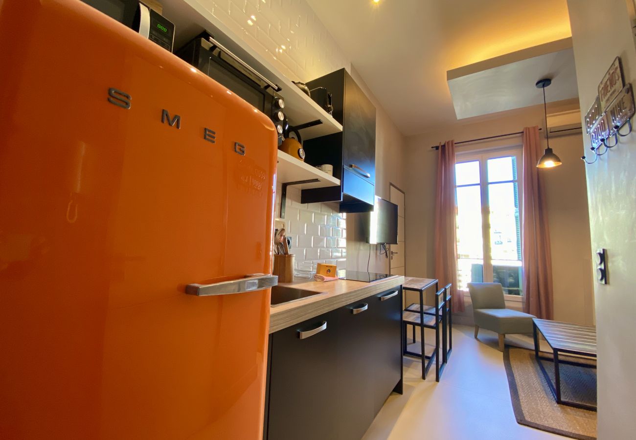 Apartment in Nice - Charming 1 Bdr Downtown