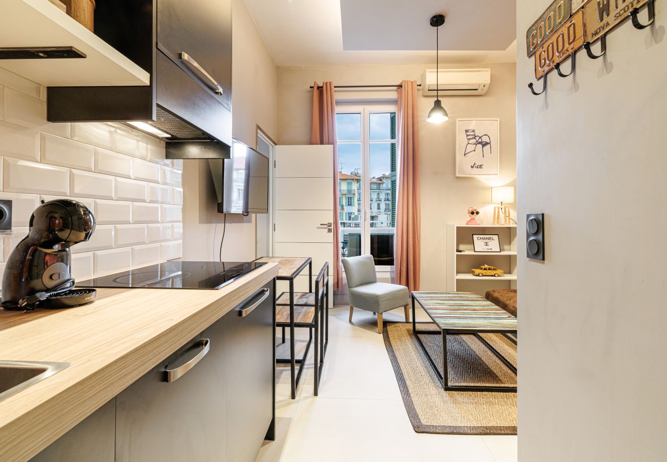 Apartment in Nice - Charming 1 Bdr Downtown