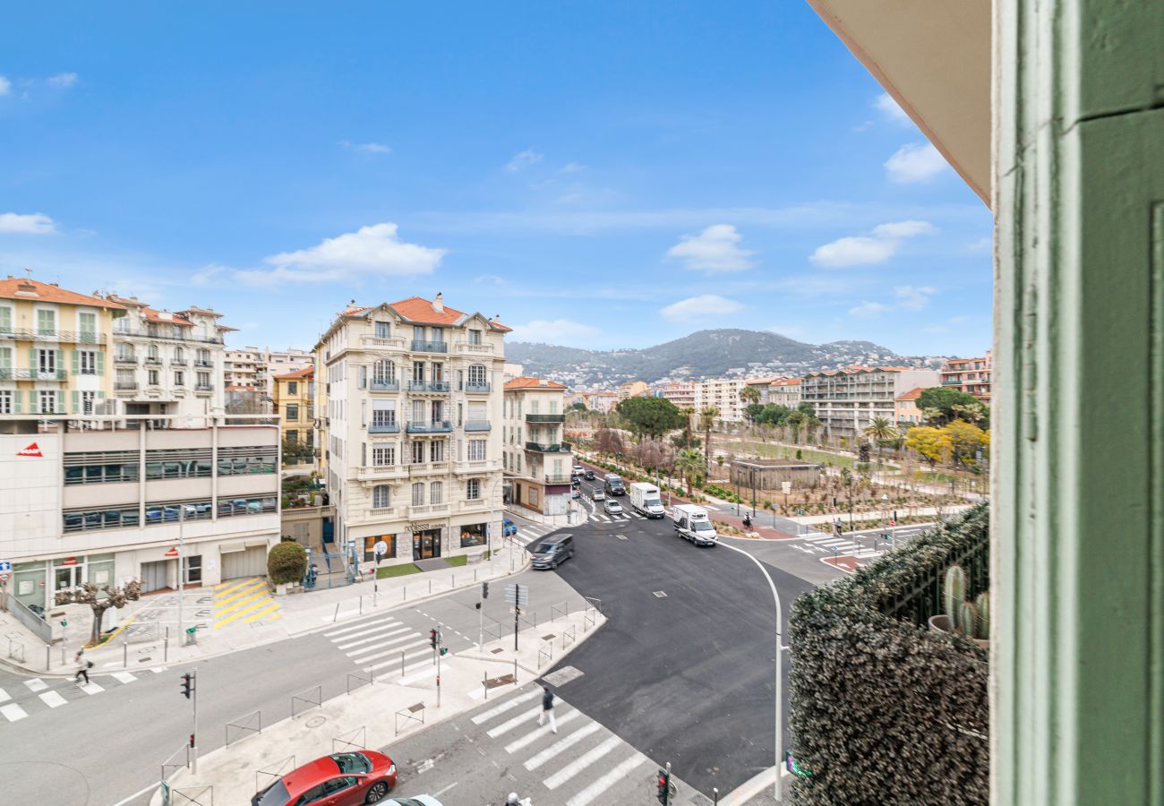 Apartment in Nice - Charming 1 Bdr Downtown