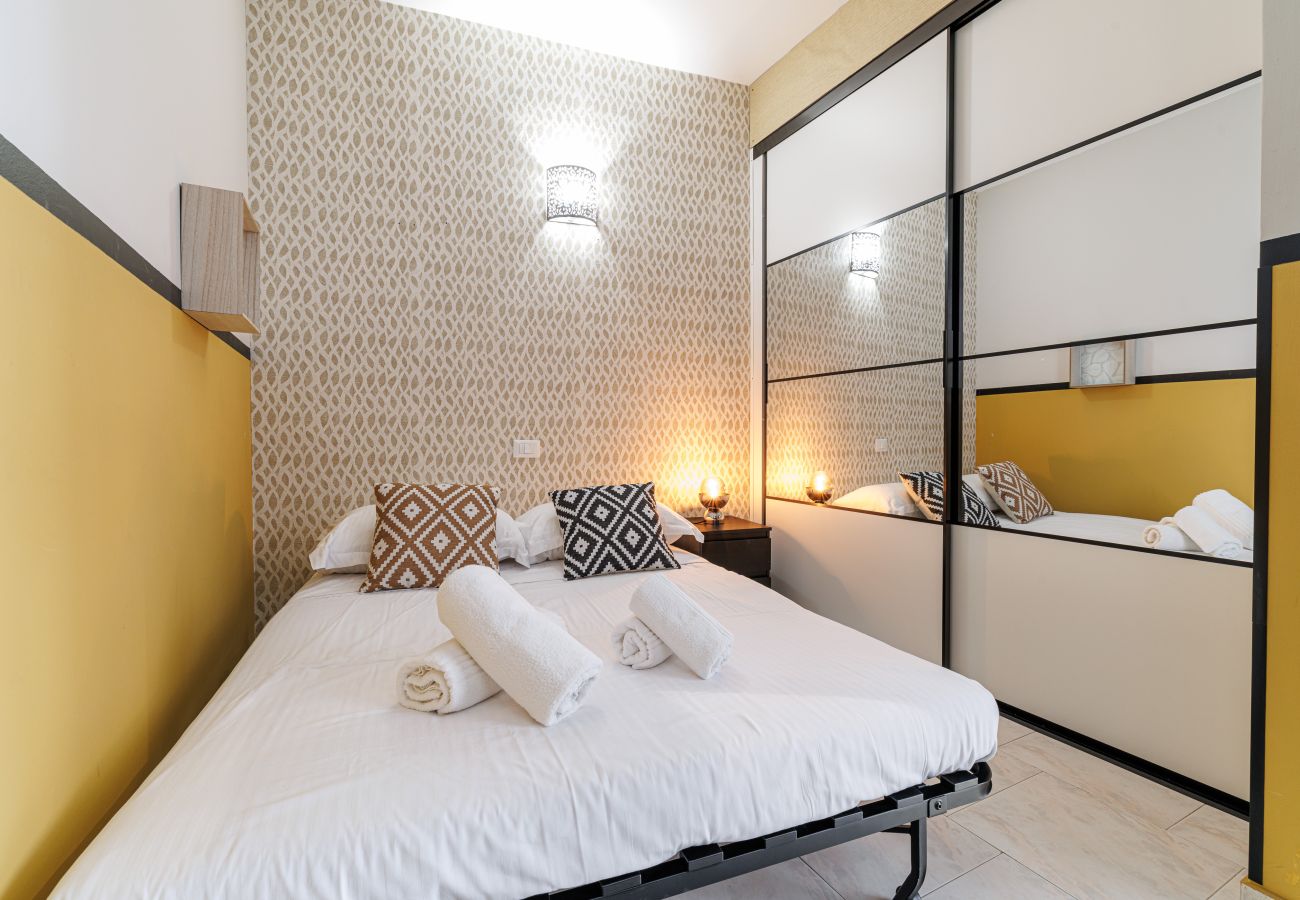 Apartment in Nice - Massena Street - Quiet 2 Bdr & Balcony