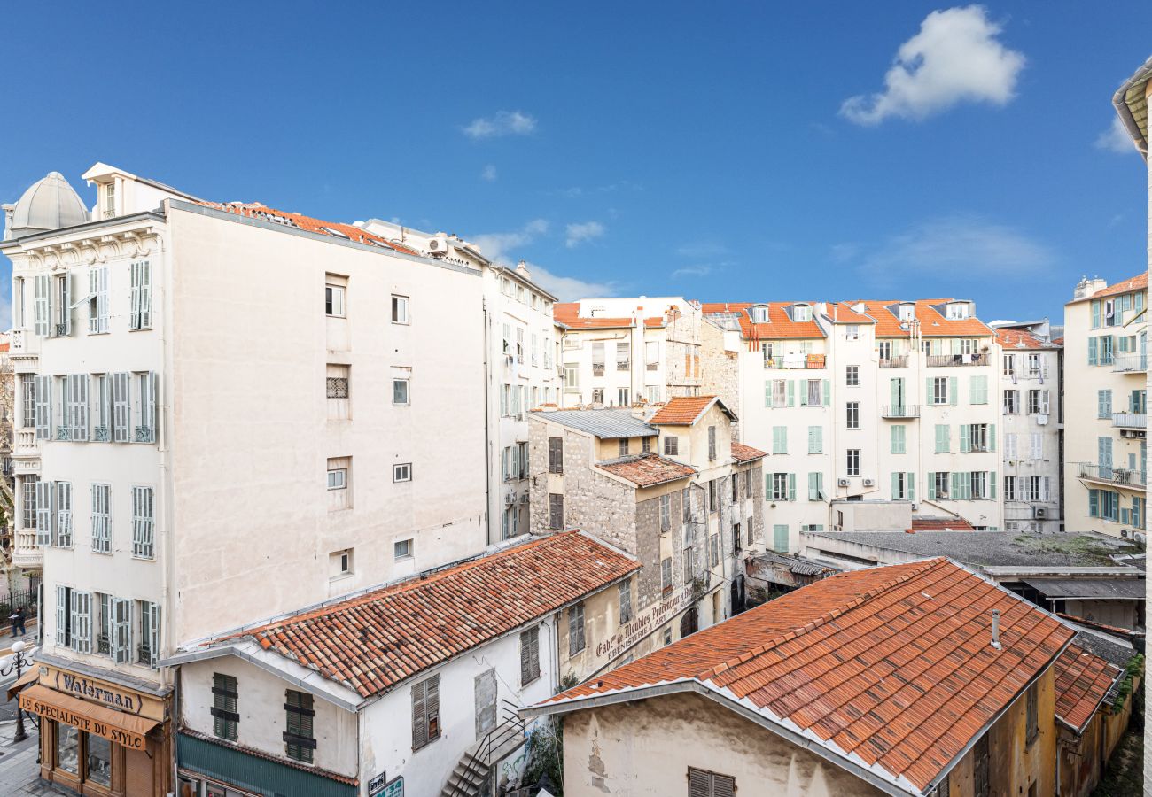 Studio in Nice - Bright & Charming City Center Studio