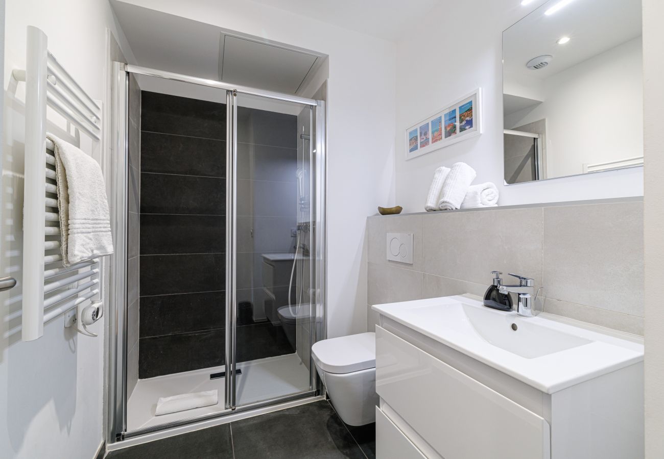 Studio in Nice - Bright & Charming City Center Studio