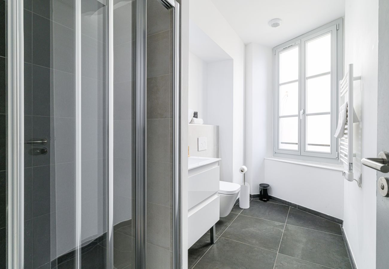 Studio in Nice - Bright & Charming City Center Studio