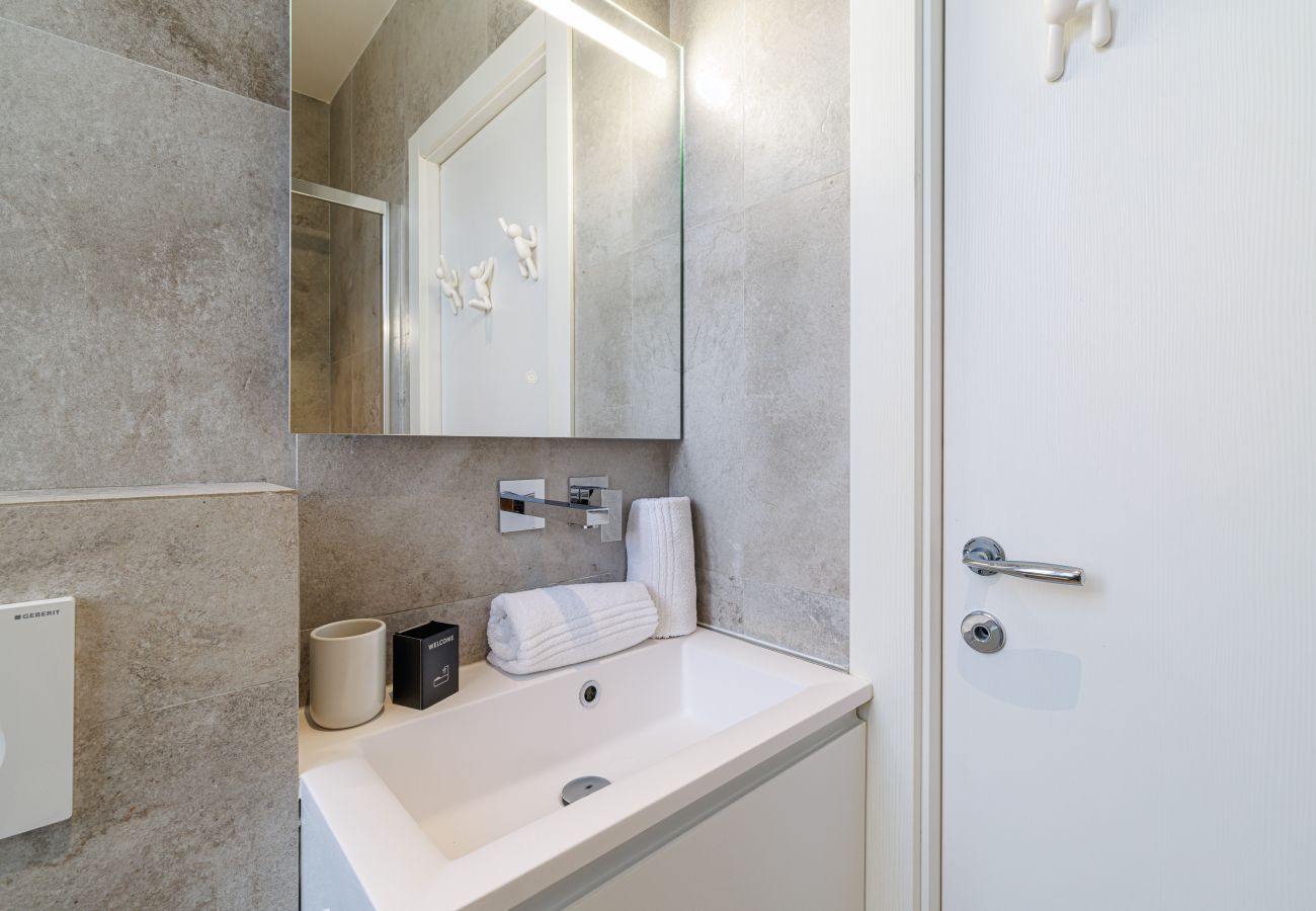 Studio in Nice - Cozy Studio in Nice Harbor - Garibaldi Square