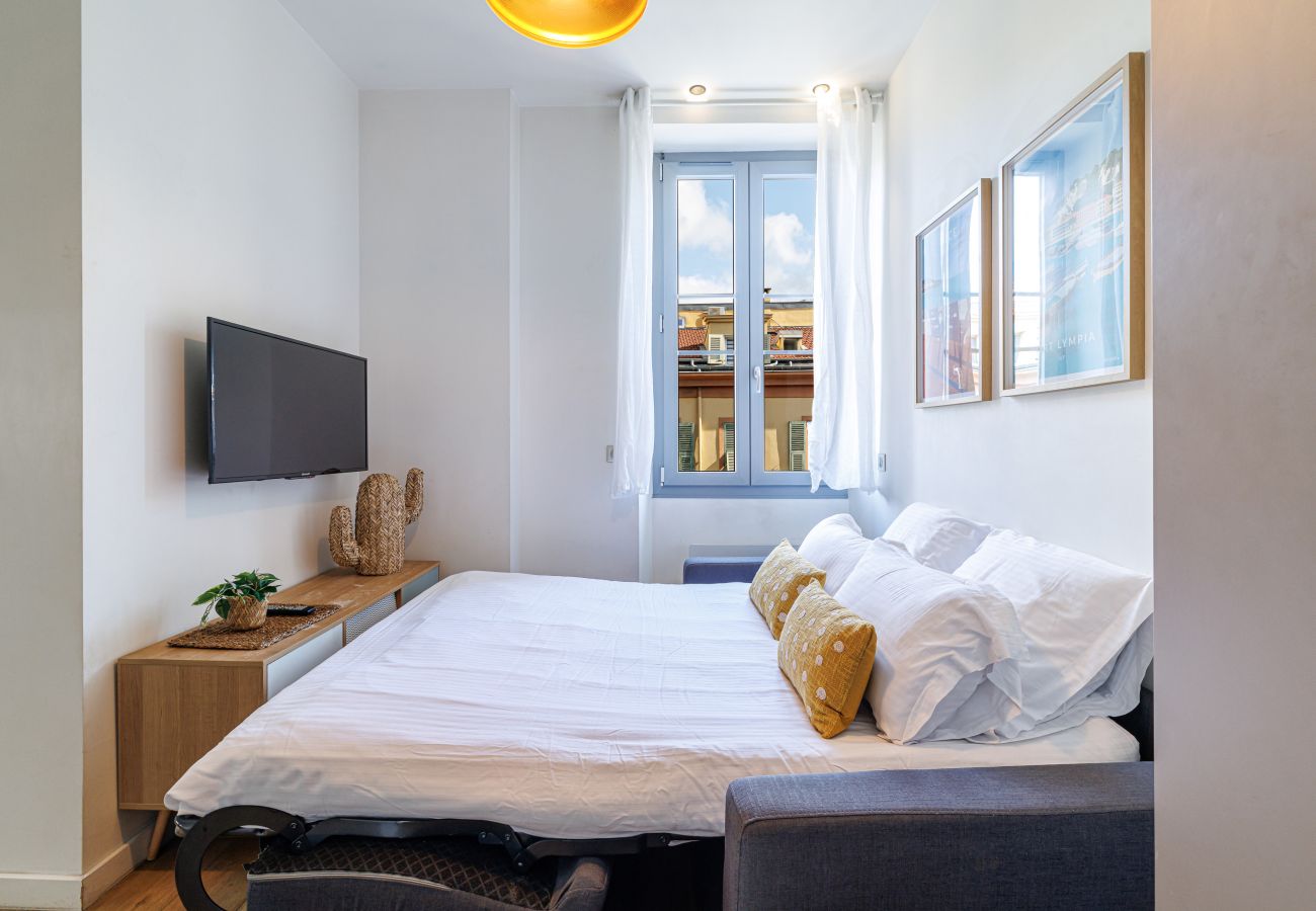 Studio in Nice - Cozy Studio in Nice Harbor - Garibaldi Square