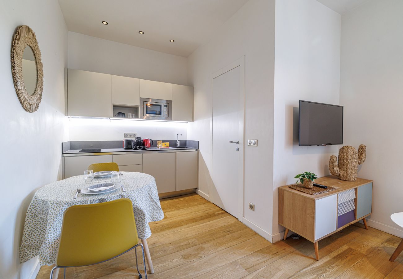 Studio in Nice - Cozy Studio in Nice Harbor - Garibaldi Square