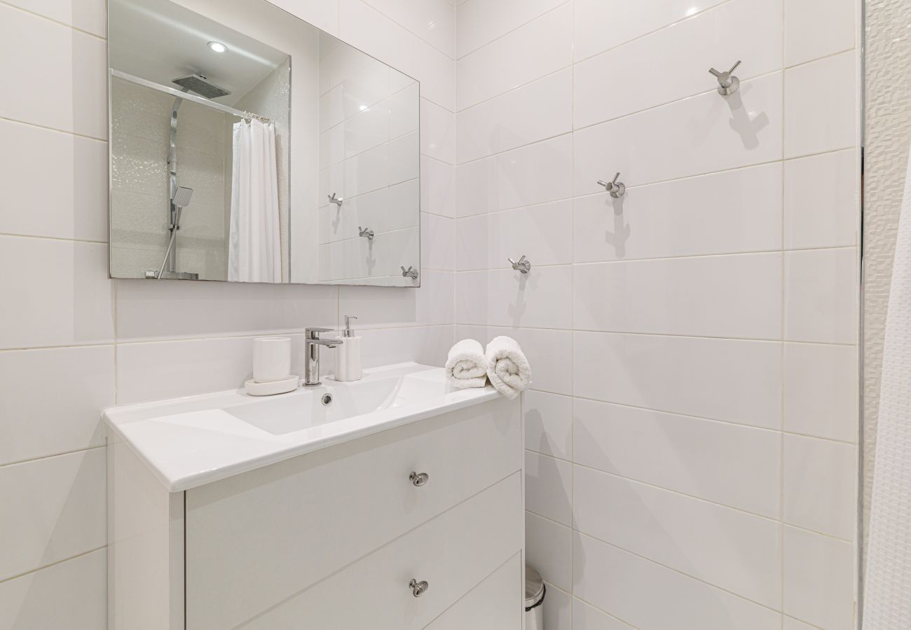 Studio in Nice - Bright Studio in Nice Port - Garibaldi Square