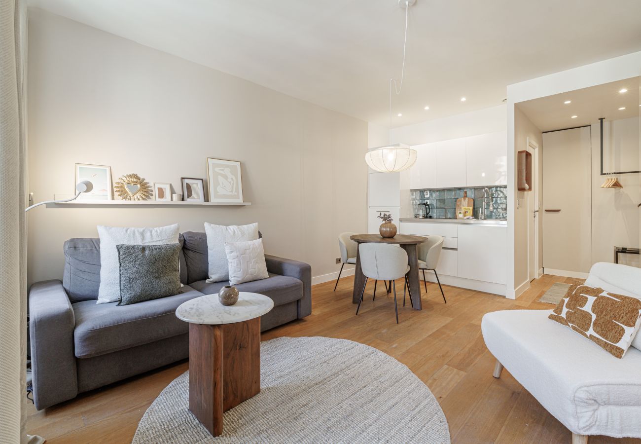 Studio in Nice - Bright Studio in Nice Port - Garibaldi Square