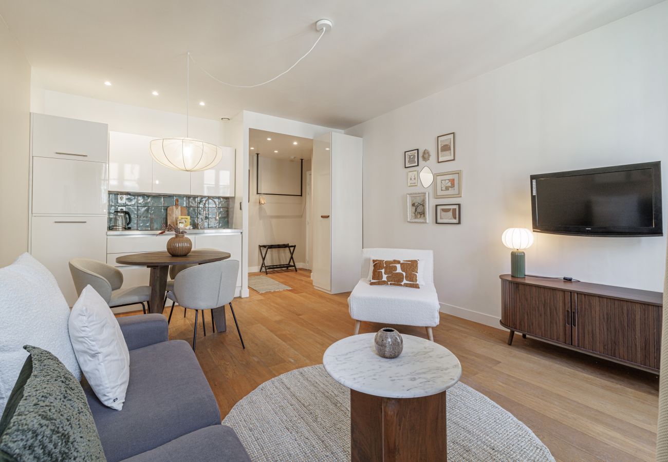 Studio in Nice - Bright Studio in Nice Port - Garibaldi Square