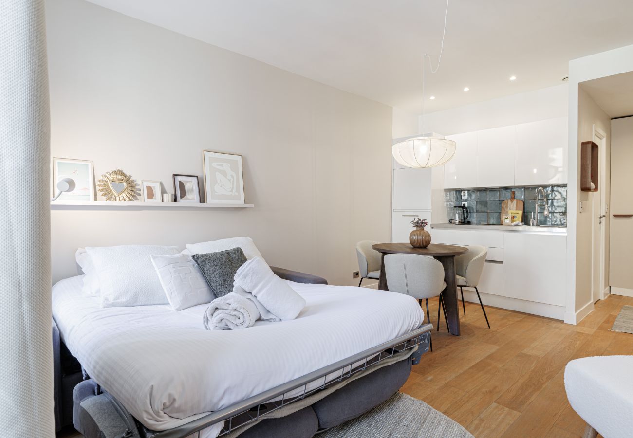 Studio in Nice - Bright Studio in Nice Port - Garibaldi Square