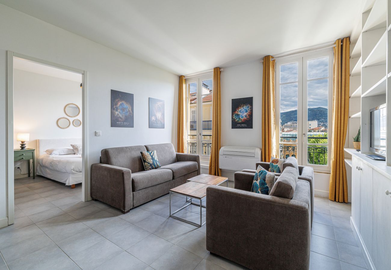 Apartment in Nice - Charming 1 Bdr Apartment in the City Center