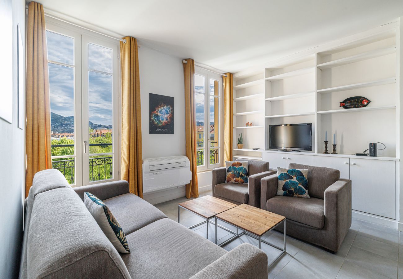Apartment in Nice - Charming 1 Bdr Apartment in the City Center