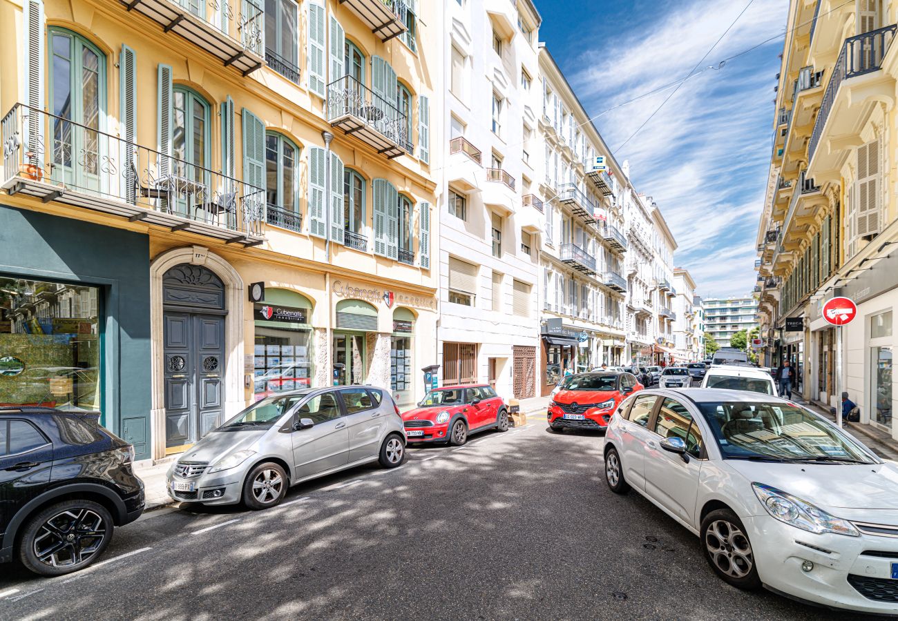 Apartment in Nice - Charming 1 Bdr Apartment in the City Center