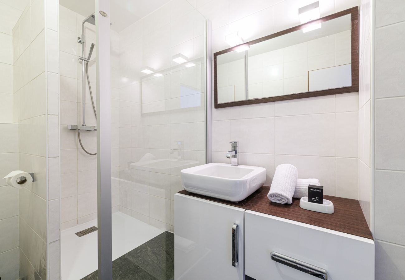 Apartment in Nice - Charming 1 Bdr Apartment in the City Center