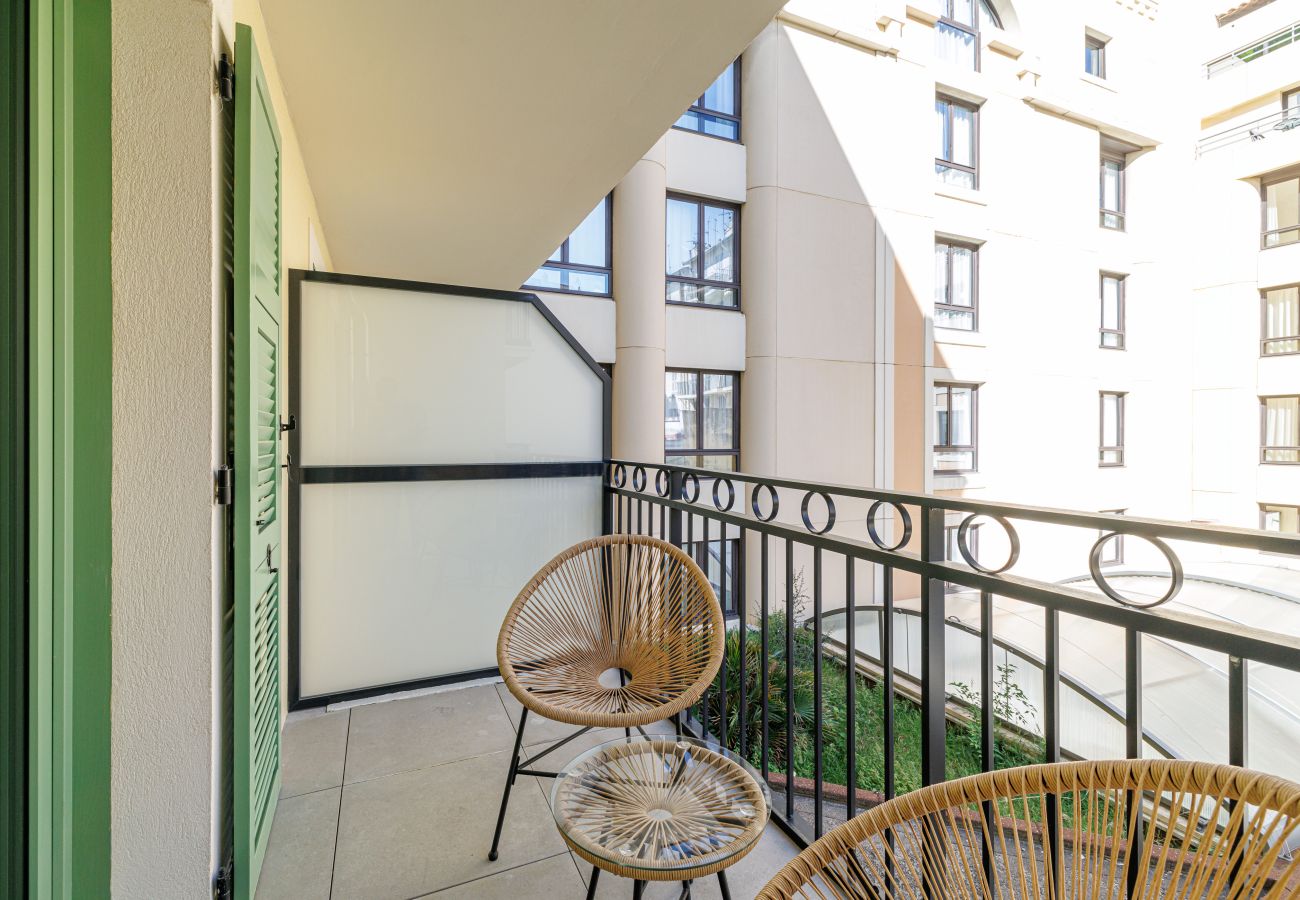 Apartment in Nice - Quiet & Pretty 1 Bdr in the City Center