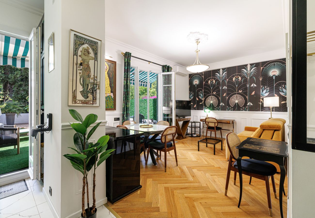 Apartment in Nice - Peaceful 1 Bdr, Large Sunny Terrace