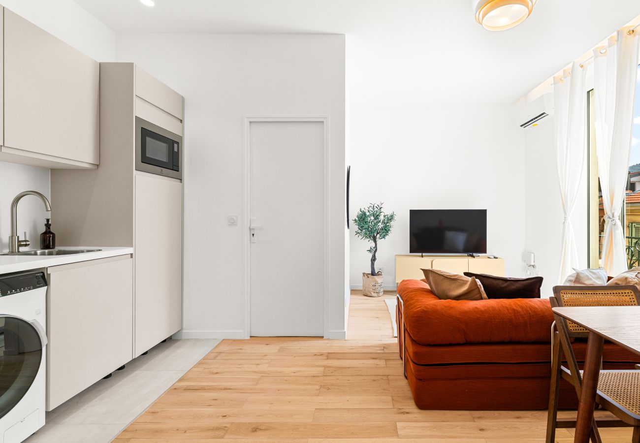Apartment in Nice - Bright & Charming 1 Bedroom