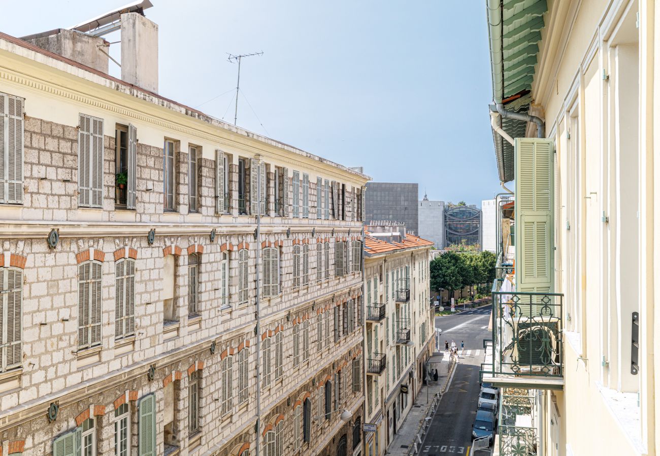 Apartment in Nice - Bright & Charming 1 Bedroom