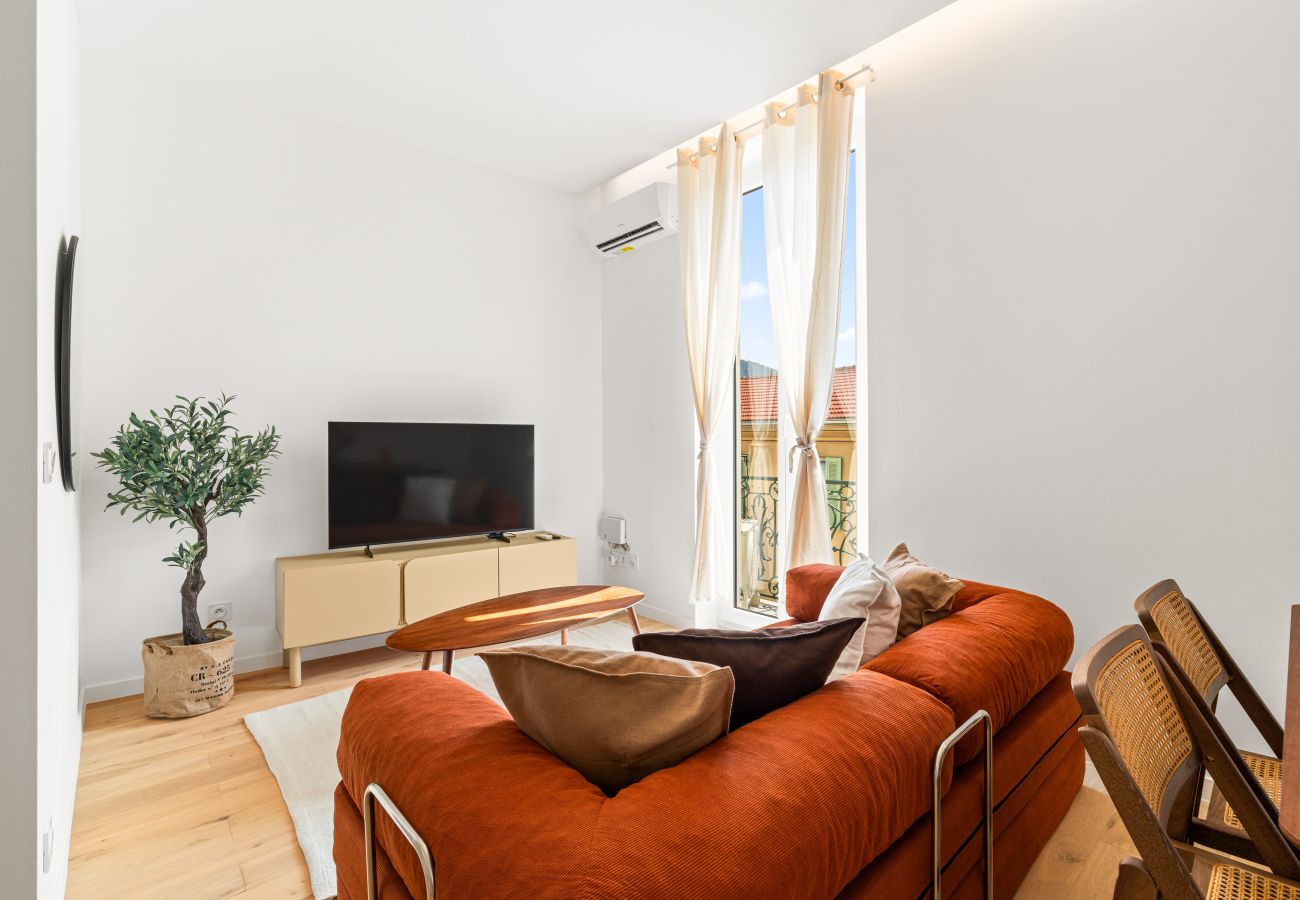 Apartment in Nice - Bright & Charming 1 Bedroom