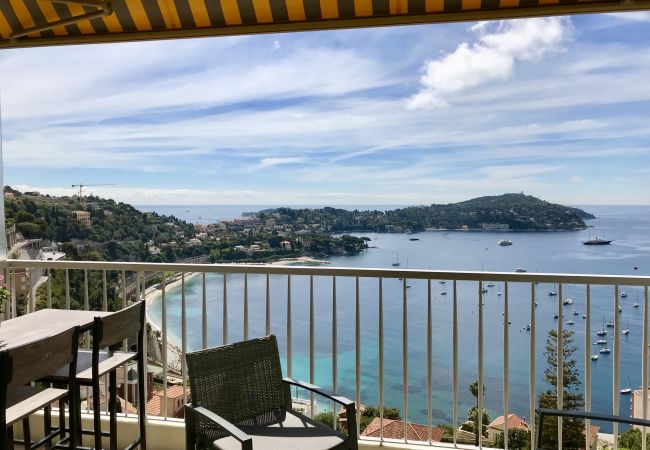 Appartement à Villefranche-sur-Mer - Extraordinaire Vue Mer, 1 Chambre - Piscine & Garage Appartement à Villefranche-sur-Mer - Extraordinaire Vue Mer, 1 Chambre - Piscine & Garage