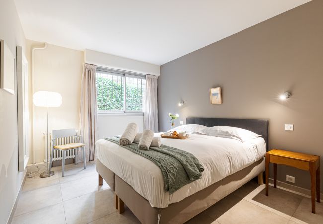 Appartement à Villefranche-sur-Mer - Vue mer, 2 Chambres, Jardin, Piscine & Parking Appartement à Villefranche-sur-Mer - Vue mer, 2 Chambres, Jardin, Piscine & Parking