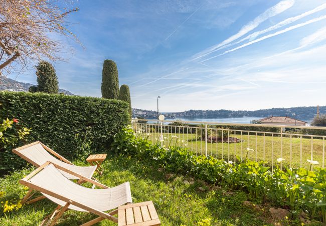 Appartement à Villefranche-sur-Mer - Vue mer, 2 Chambres, Jardin, Piscine & Parking Appartement à Villefranche-sur-Mer - Vue mer, 2 Chambres, Jardin, Piscine & Parking