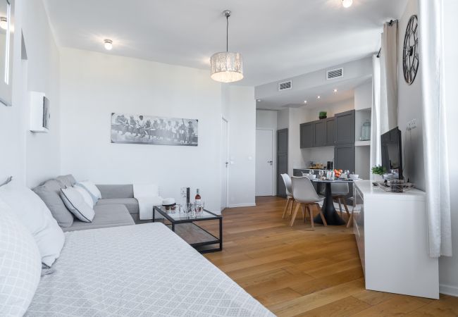 Appartement à Nice - Joli 2 Pièces Vieille Ville – Vue sur les jardins Appartement à Nice - Joli 2 Pièces Vieille Ville – Vue sur les jardins