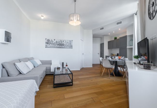 Appartement à Nice - Joli 2 Pièces Vieille Ville – Vue sur les jardins Appartement à Nice - Joli 2 Pièces Vieille Ville – Vue sur les jardins