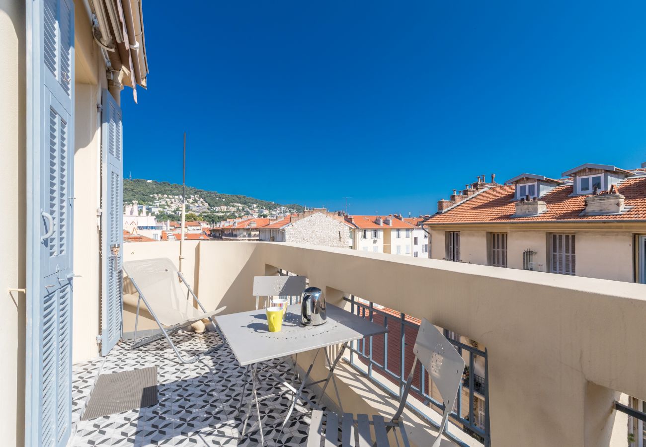 Appartement à Nice - Cosy 3 Pièces avec Terrasse proche Place Garibaldi