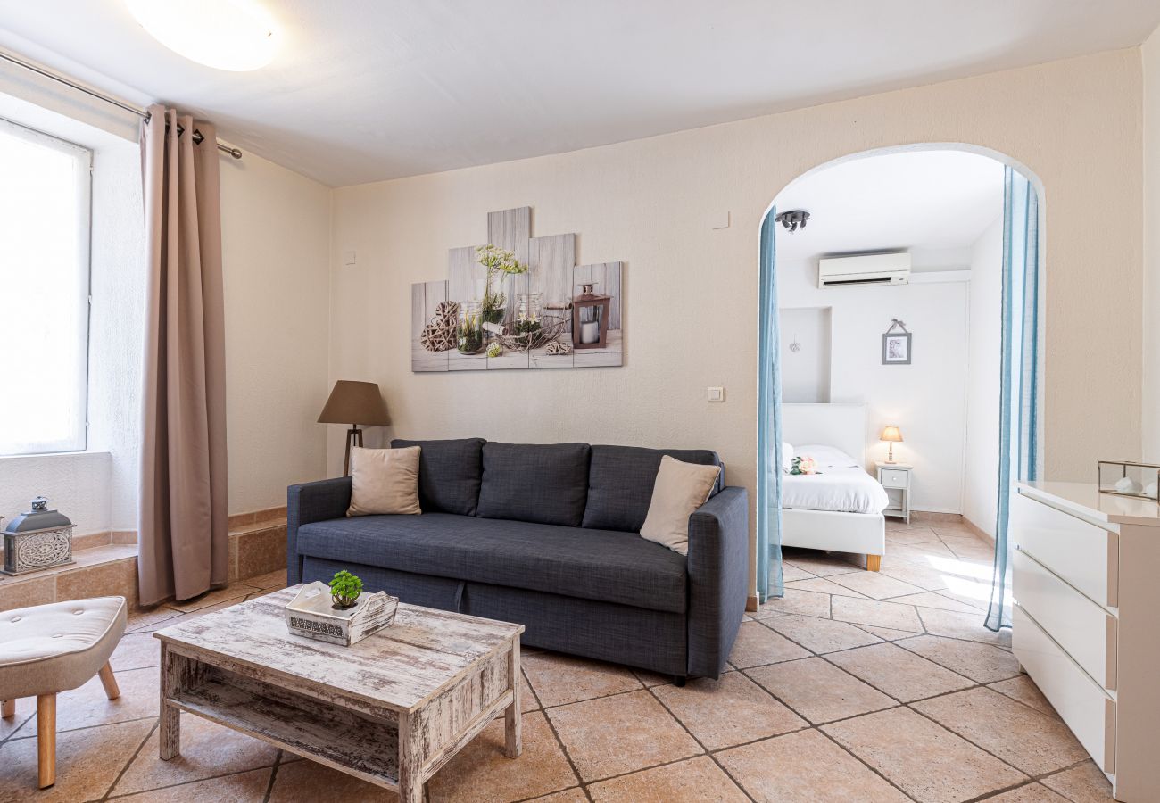 Appartement à Nice - Cosy 2 pièces Climatisé au Port de Nice