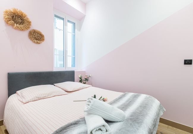 Appartement à Nice - Place Garibaldi - Cosy 2 pièces Climatisé Appartement à Nice - Place Garibaldi - Cosy 2 pièces Climatisé