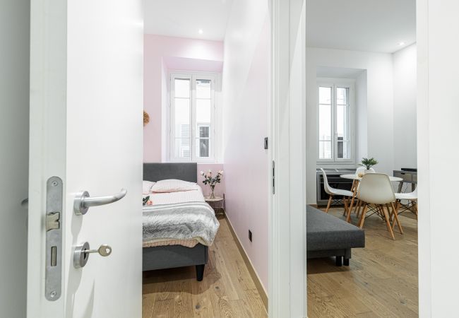 Appartement à Nice - Place Garibaldi - Cosy 2 pièces Climatisé Appartement à Nice - Place Garibaldi - Cosy 2 pièces Climatisé