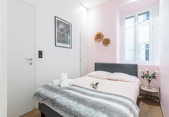 Appartement à Nice - Place Garibaldi - Cosy 2 pièces Climatisé Appartement à Nice - Place Garibaldi - Cosy 2 pièces Climatisé