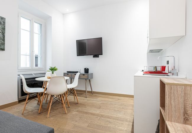 Appartement à Nice - Place Garibaldi - Cosy 2 pièces Climatisé Appartement à Nice - Place Garibaldi - Cosy 2 pièces Climatisé