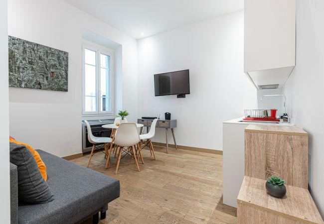 Appartement à Nice - Place Garibaldi - Cosy 2 pièces Climatisé Appartement à Nice - Place Garibaldi - Cosy 2 pièces Climatisé