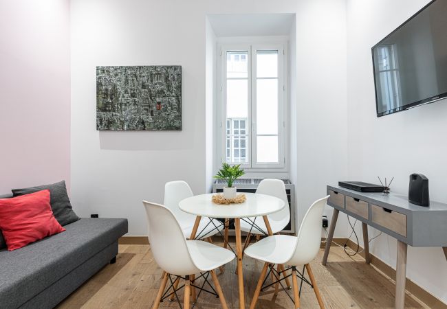 Appartement à Nice - Place Garibaldi - Cosy 2 pièces Climatisé Appartement à Nice - Place Garibaldi - Cosy 2 pièces Climatisé