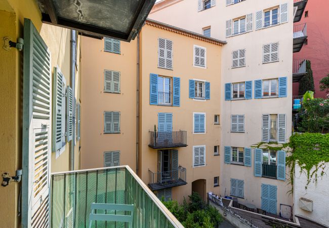 Appartement à Nice - Place Garibaldi - 3 Pièces & Parking Vieux Nice Appartement à Nice - Place Garibaldi - 3 Pièces & Parking Vieux Nice