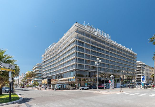 Appartement à Nice - Charmant 2P Ultra Central Promenade des Anglais Appartement à Nice - Charmant 2P Ultra Central Promenade des Anglais