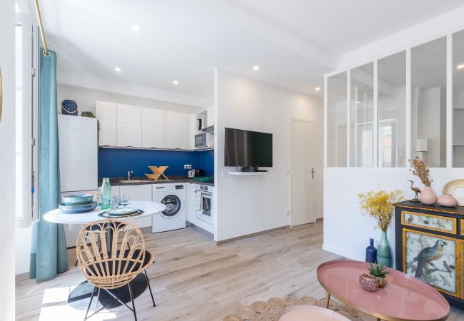 Appartement à Nice - Charmant 2P Ultra Central Promenade des Anglais Appartement à Nice - Charmant 2P Ultra Central Promenade des Anglais