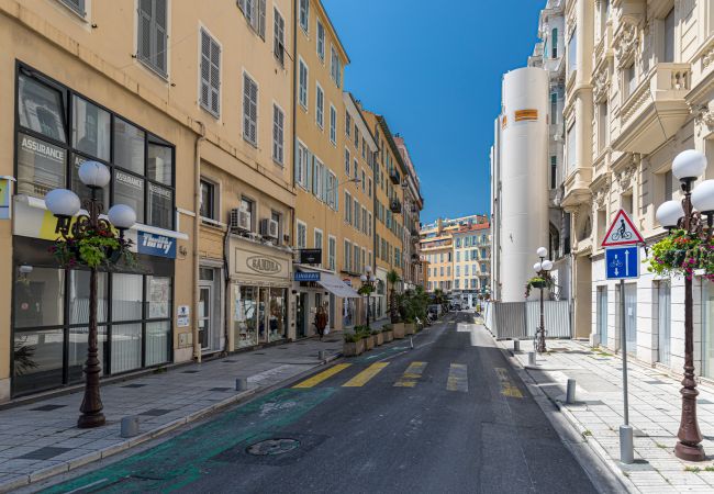 Appartement à Nice - Charmant 2P Ultra Central Promenade des Anglais Appartement à Nice - Charmant 2P Ultra Central Promenade des Anglais