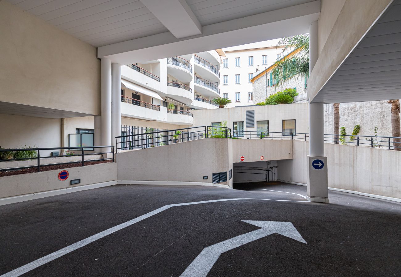 Appartement à Nice - Au Calme, 2 Pièces Ultra Central & Garage - Masséna - Jean Médecin