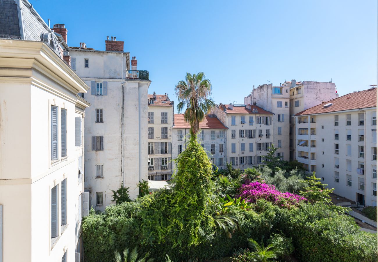 Appartement à Nice - Raffiné & Cosy 2 pièces en Centre Ville - Clim