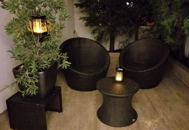 Appartement à Nice - Chaleureux 3 Pièces en Centre-Ville, Clim & Large Terrasse à 400m de la Mer Appartement à Nice - Chaleureux 3 Pièces en Centre-Ville, Clim & Large Terrasse à 400m de la Mer