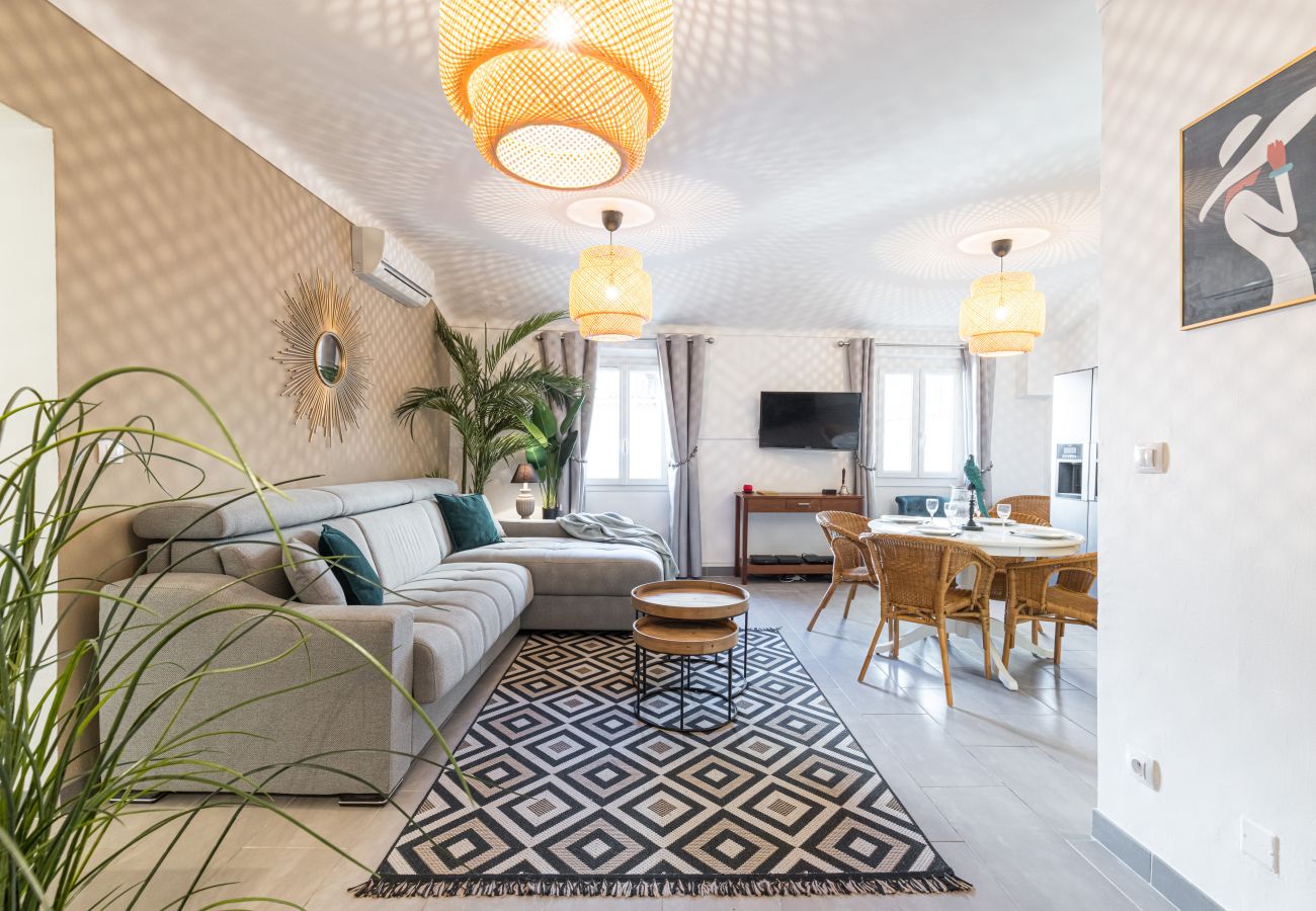 Appartement à Cannes - Felix Faure, grand appartement au coeur de Cannes