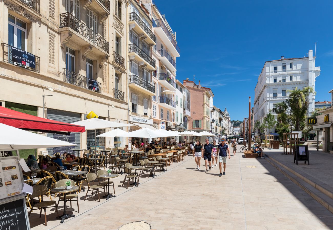 Appartement à Cannes - Felix Faure, grand appartement au coeur de Cannes