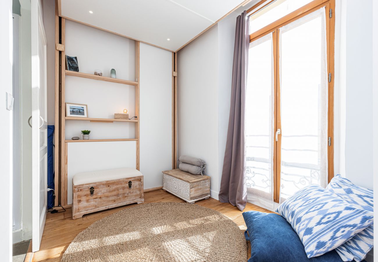 Appartement à Nice - 2 Pièces Ultra Central avec Clim & Parking